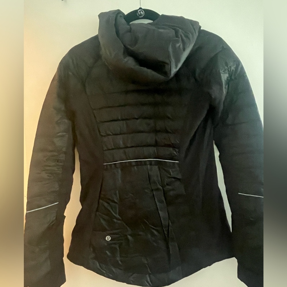 Lululemon down jacket